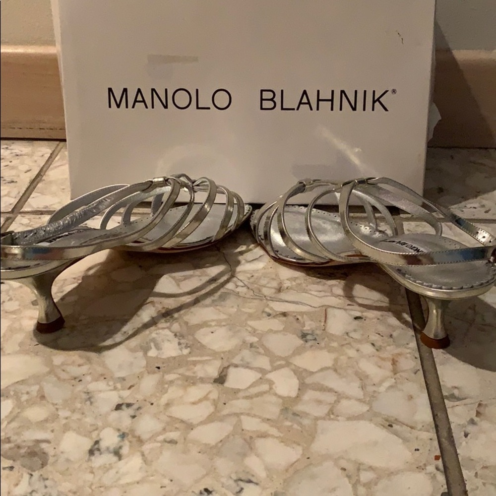 👉🏻SOLD👈🏻Manolo Blahnik Danae Calf Ice sandals